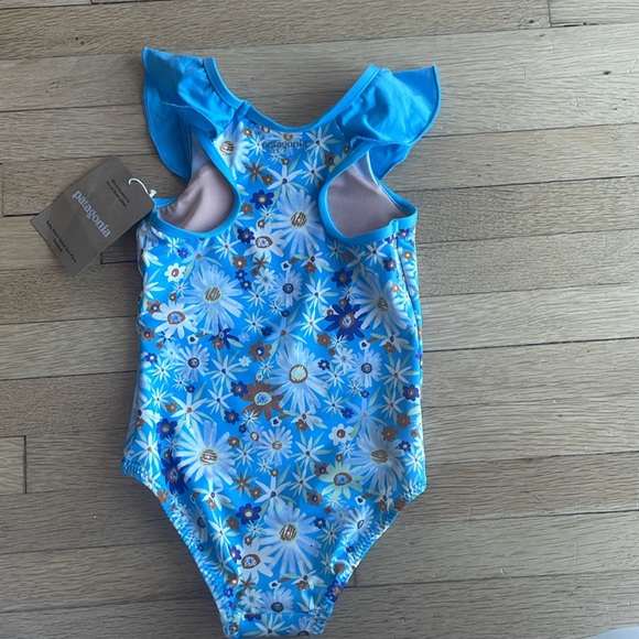 NWT Patagonia One Piece Swimsuit. Size 2T - Picture 3 of 5